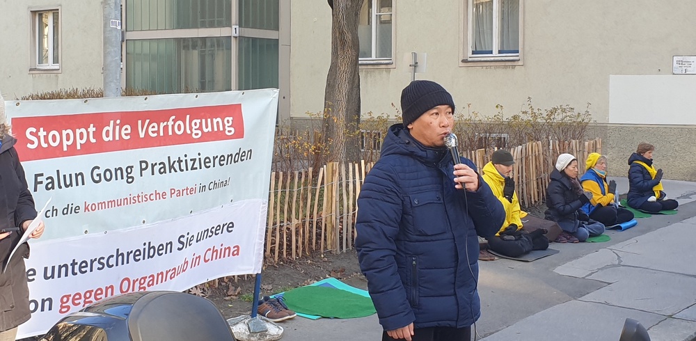 Kundgebung vor der Chinesischen Botschaft in Wien am 07.12.202